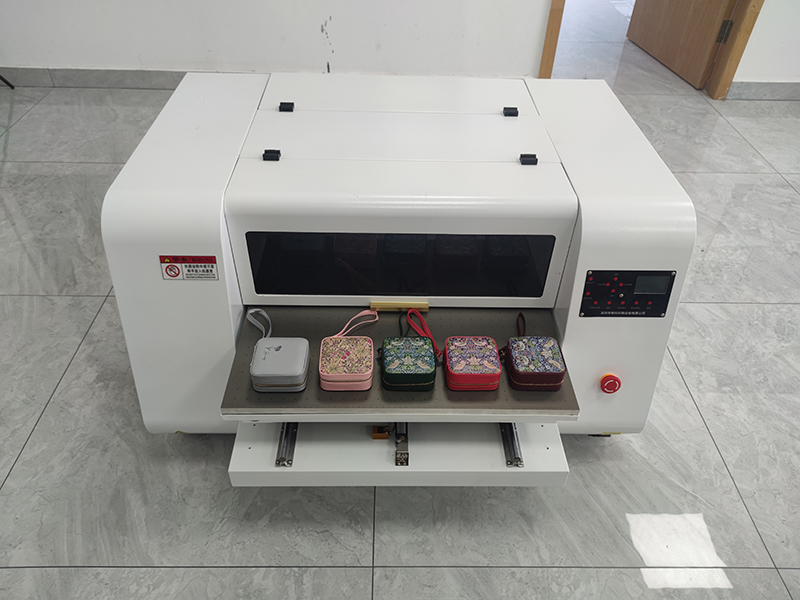 UV打印機(jī)使用時(shí)要注意什么？